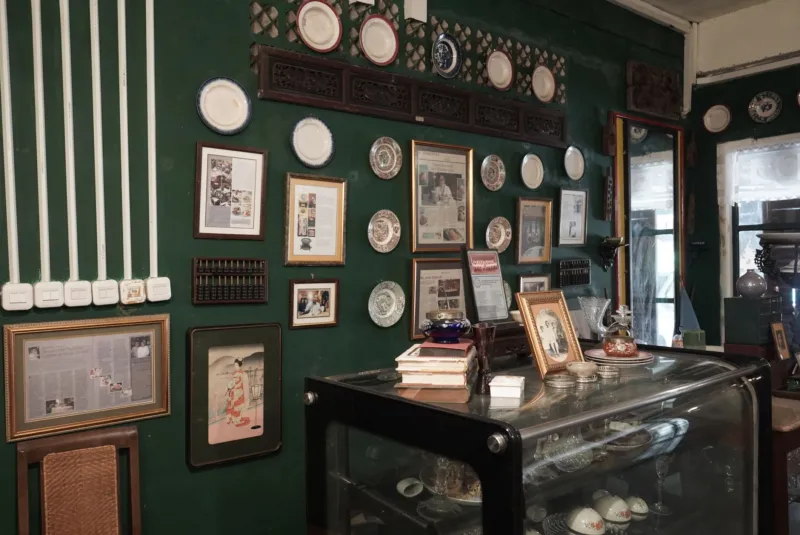 Forget the Big Museums — Mahony's Tiny Collections Are Where the Real Stories Live